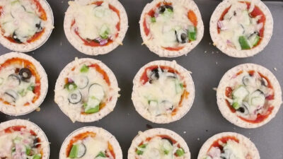 deep dish pizzas