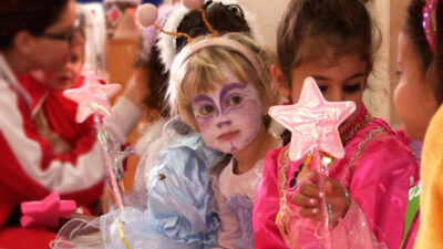 DIY Kosher &ndash; Purim Crafts, Costumes & Mishloach Manot