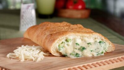 Easy, Cheesy Calzone