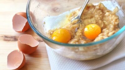 egg and banana pancakes