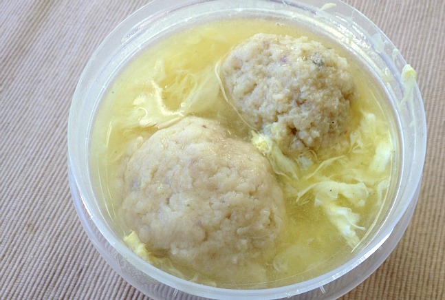 egg drop matzoton soup