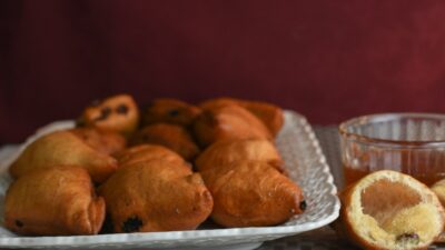 emilia romano style friend raisin cinnamon bread bites