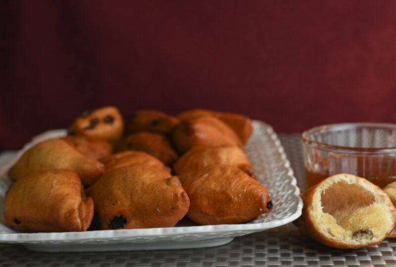 emilia romano style friend raisin cinnamon bread bites