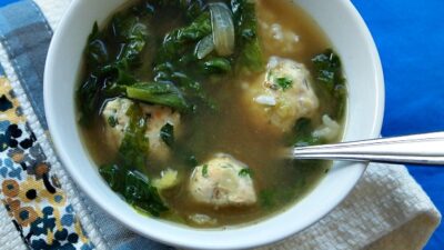 escarole-and-chicken-meatball-soup
