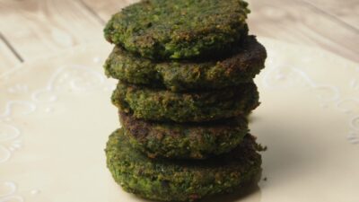 fava spinach cakes