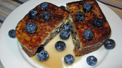 French Toast with Blueberries and Creamy Apricot Sauce
