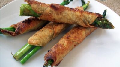 fried-asparagus-rolls
