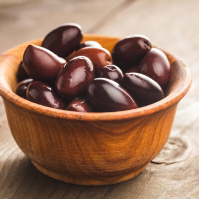 fried olives and garlic
