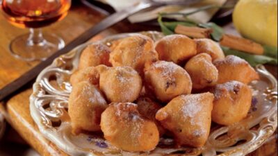 Fritters with Pine Nuts