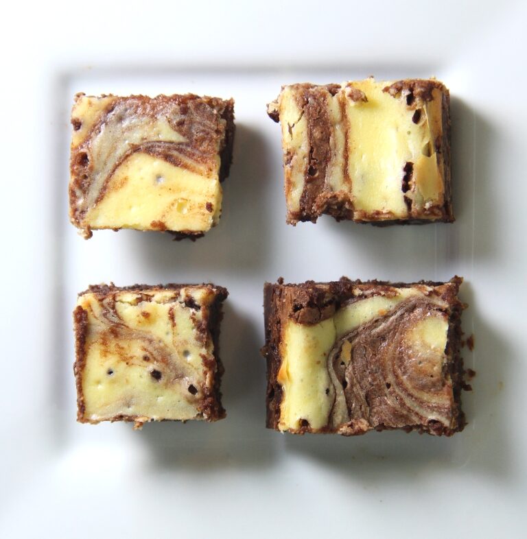 passover fudgy cream cheese brownies