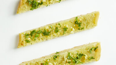 GARLIC BREAD