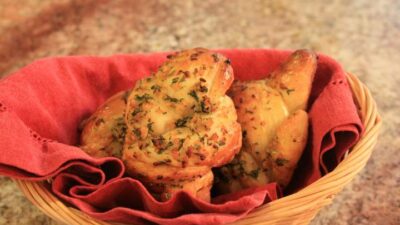 garlic knot