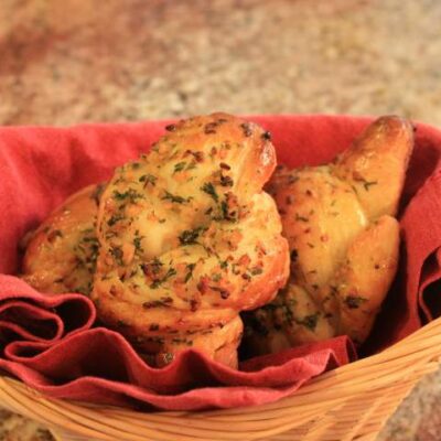 garlic knot