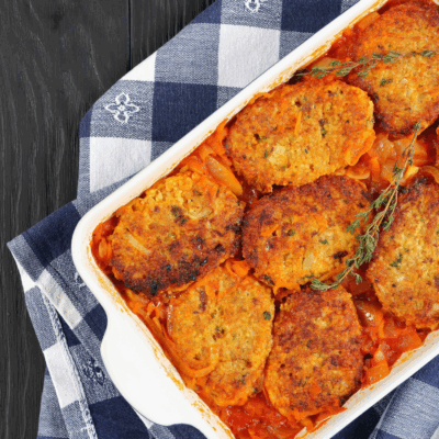 gefilte fish in tomato sauce