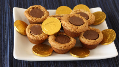 Gelt Filled Peanut Butter Cookies