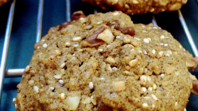 Granola Choc Chip Cookies