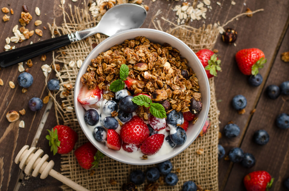 homemade low-fat granola