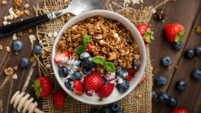 homemade low-fat granola