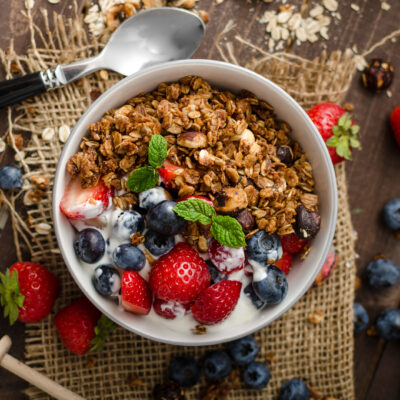 homemade low-fat granola