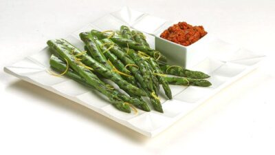 Grilled Asparagus with Romesco Sauce