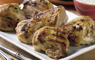 Grilled Chicken with Hot and Sweet Dipping Sauce