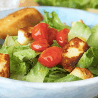 Halloumi Grilled Cheese Salad