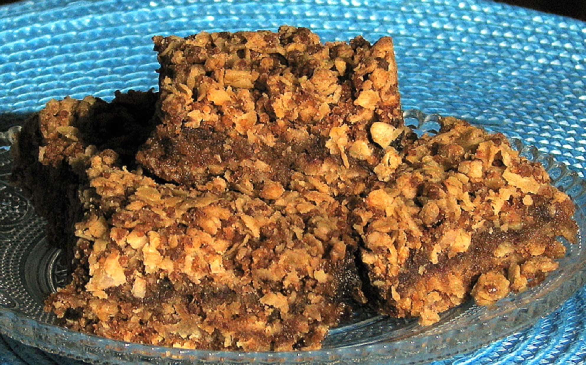 Heavenly Israeli Date Squares