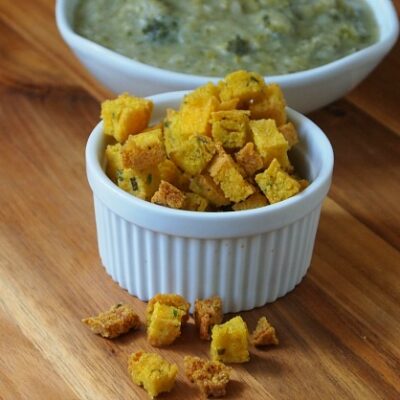 Herbed-Polenta-Croutons-joyofkosher