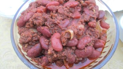 hot dog topper chili