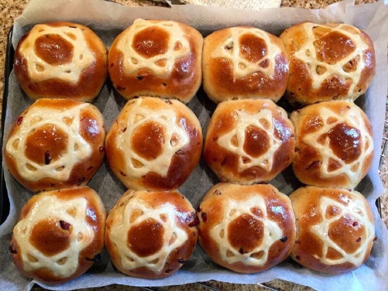 Magen David Buns