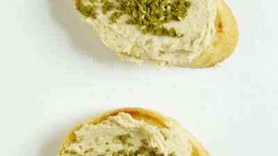 HUMMUS AND ZA'ATAR