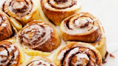 Iced Cinnamon Buns