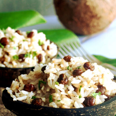 Arroz con Guand&uacute; y Coco (Rice with Pigeon Peas and Coconut Milk)