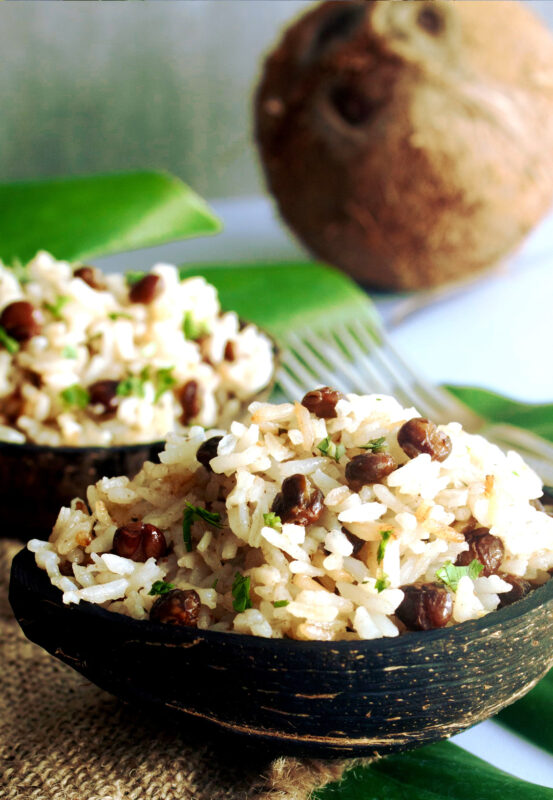 Arroz con Guand&uacute; y Coco (Rice with Pigeon Peas and Coconut Milk)
