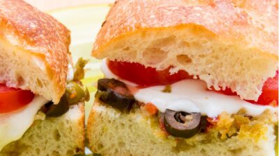 JALAPE&Ntilde;O POPPER SANDWICHES