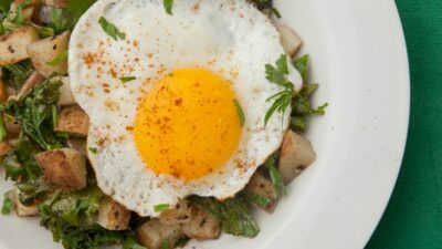 Kale Potato Hash with Fried Egg