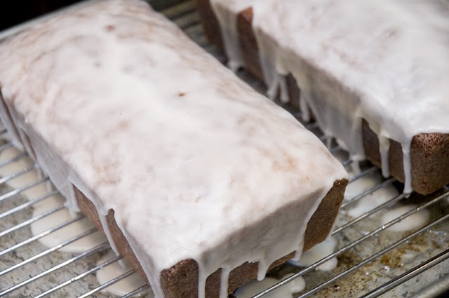 Lemon Almond Semolina Cake