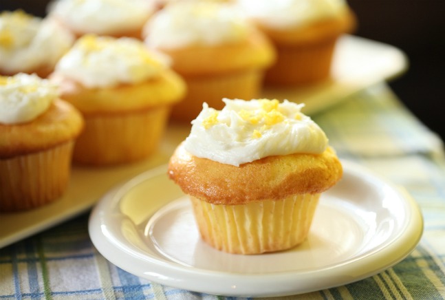 Lemonade Cupcakes with Lemonade Frosting