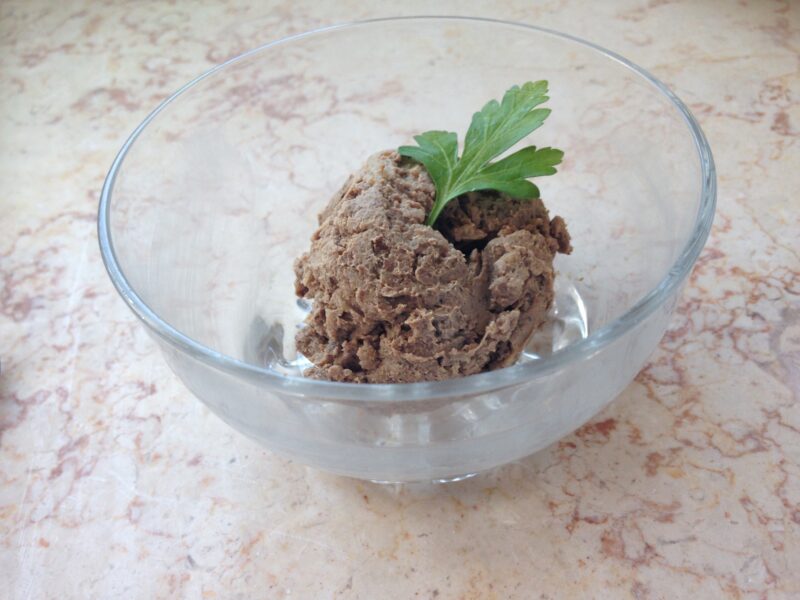 chicken liver pate caramelized onions
