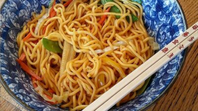 Rainbow Veggie Lo Mein