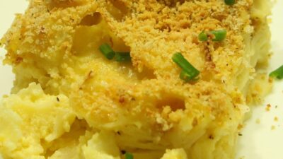 mac and cheese kugel