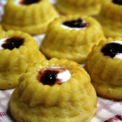 Malai &ndash; Cornmeal Cheese Cake