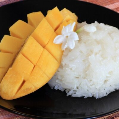 mango with sticky rice