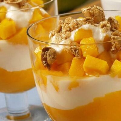 Mango Yogurt Parfaits