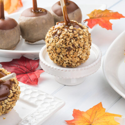 marshmallow cream caramel apples.jpg