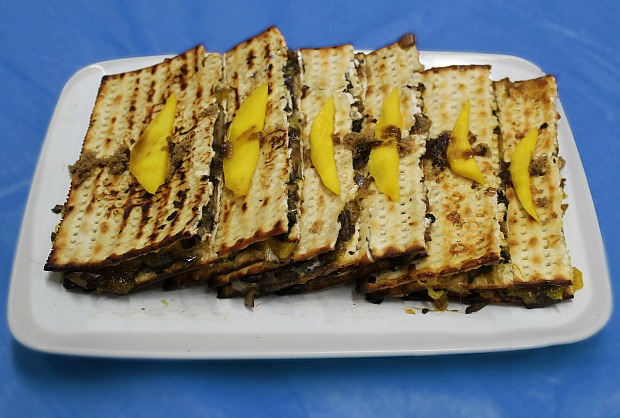 Matzo-panini-sandwiches