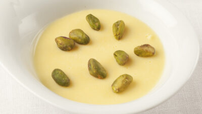 MEAL 29 c White chocolate cream
