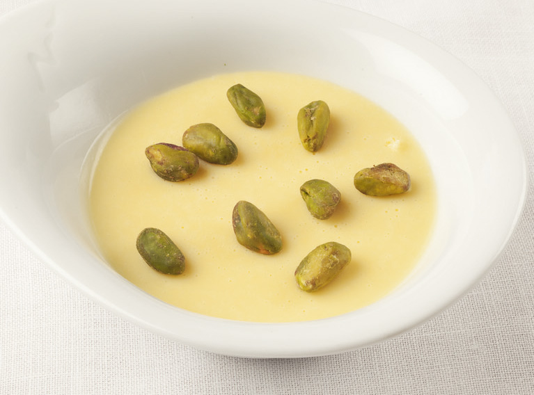 MEAL 29 c White chocolate cream