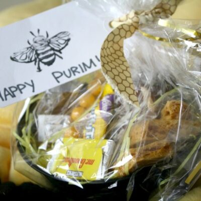 mishloach manot with chocolates