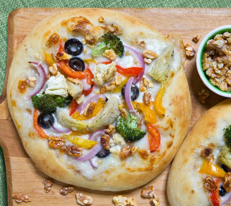 Mollie Katzen&rsquo;s Vegetable & Walnut Pizza